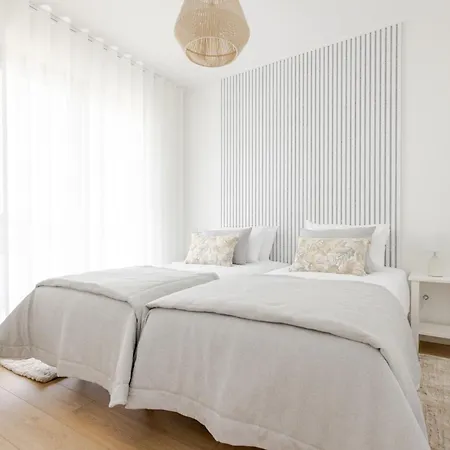 Vale Furado Sea & Serenety - By Sch - C شقة نازاريه